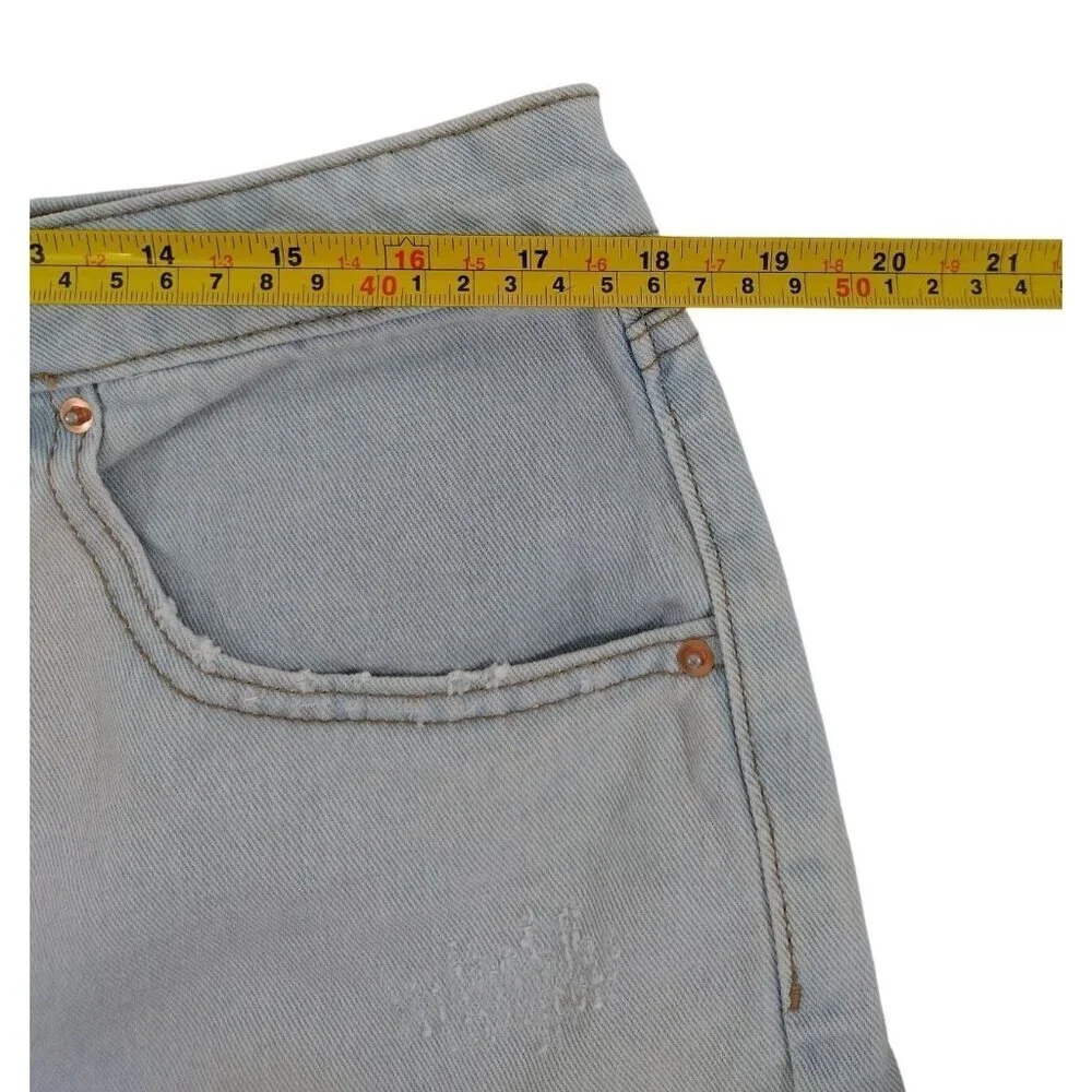 Wild Fable Womens Light Wash Denim Shorts Size 14 NWT Casual Summer.